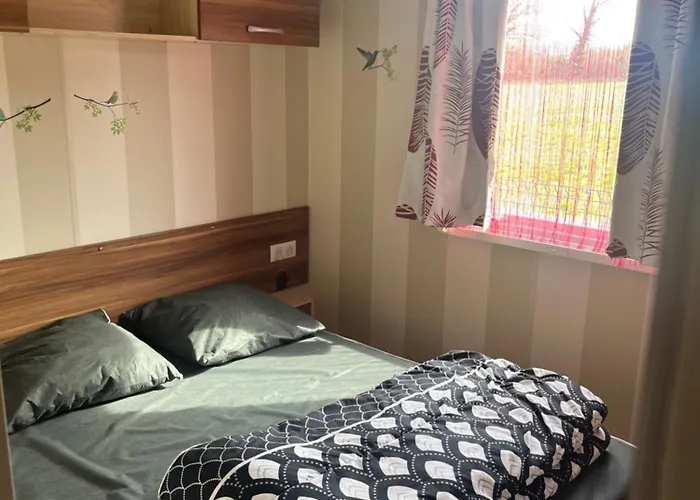 Mobilhome Proche Des Plages Camping