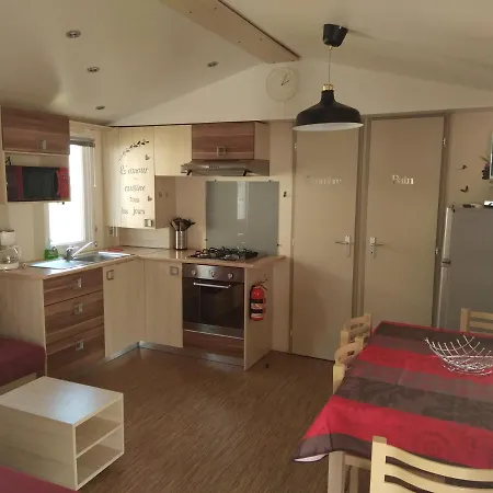 Campsite Mobilhome Proche Des Plages