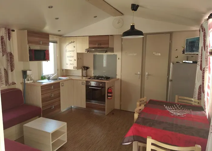 مكان تخييم Mobilhome Proche Des Plages